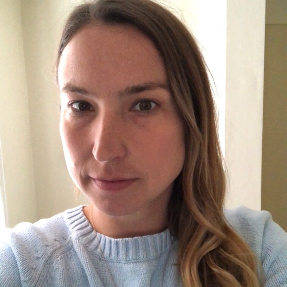 Meet your Posher, Jennifer - Picture 1 of 1